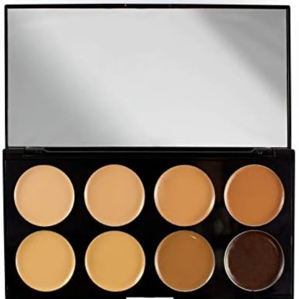 Makeup Revolution Cream and Brown Concealer Palette - Picture 1 of 5